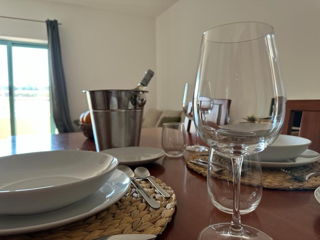 Marina De Albufeira T1 Ate 2 Pax Ou T2 Ate 6 Pax Com Piscina E Vista Marina Apartment Bagian luar foto