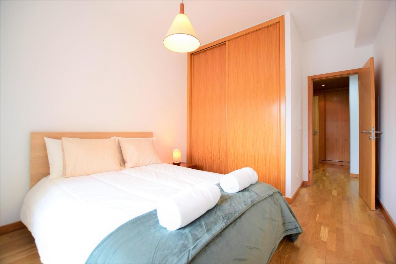 Marina De Albufeira T1 Ate 2 Pax Ou T2 Ate 6 Pax Com Piscina E Vista Marina Apartment Bagian luar foto